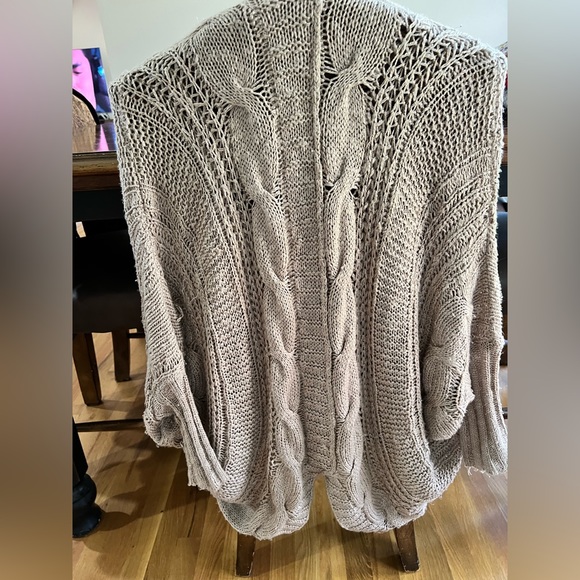 Sweater Bundle - Picture 3 of 8